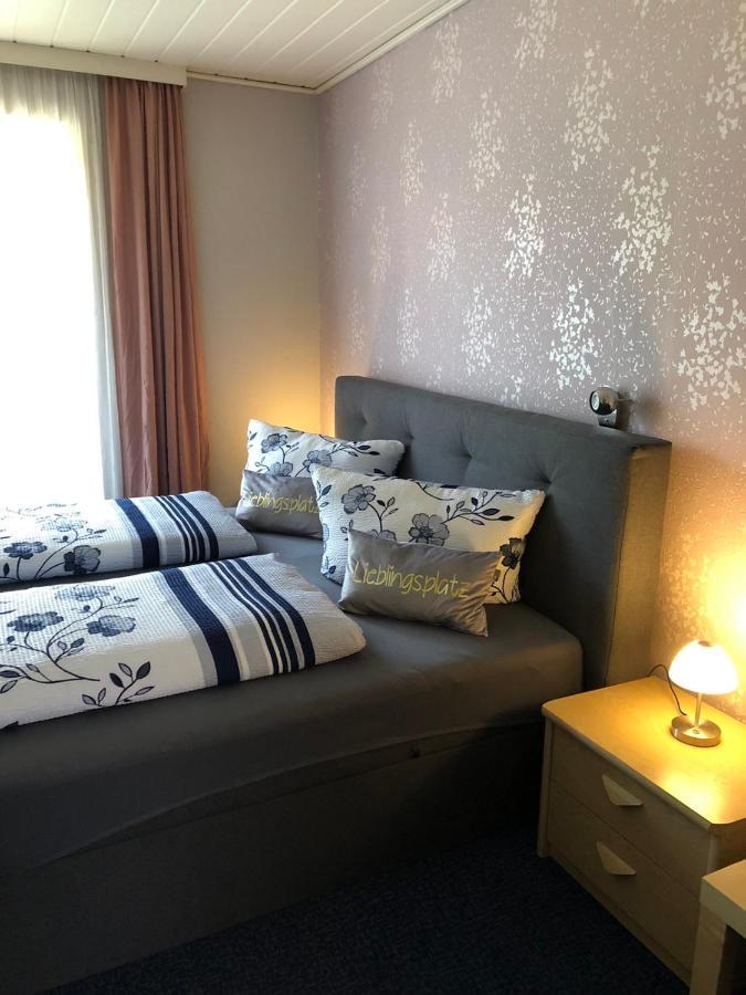 Pension Check In Hotel Güstrow Eksteriør billede
