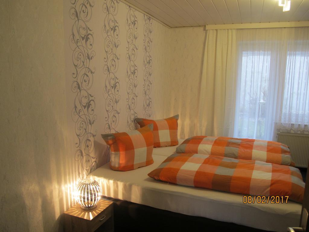 Pension Check In Hotel Güstrow Eksteriør billede